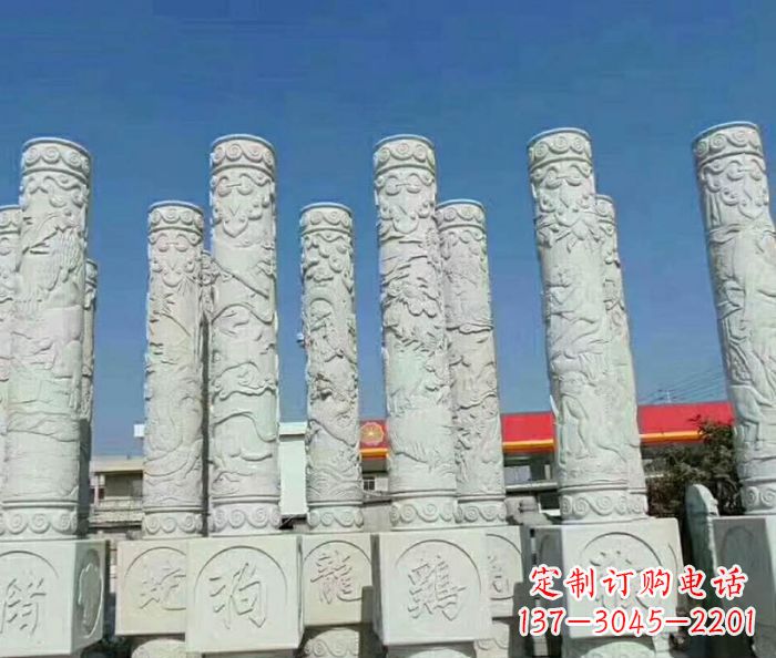 大同来自中国文化的十二生肖雕塑