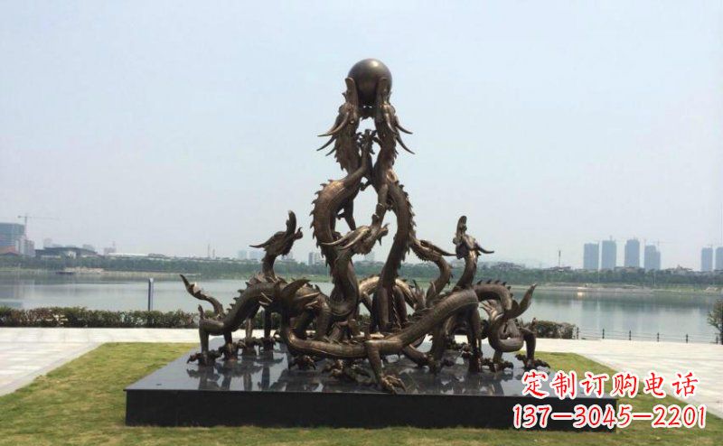 大同广场九龙不锈钢雕塑,雕刻永恒之美