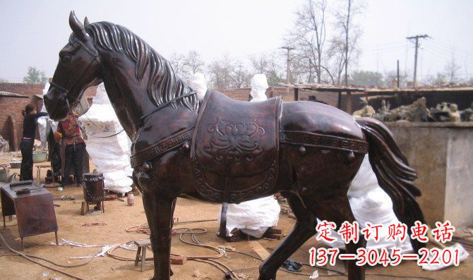 大同欣赏骏马美丽高贵的动物铜雕