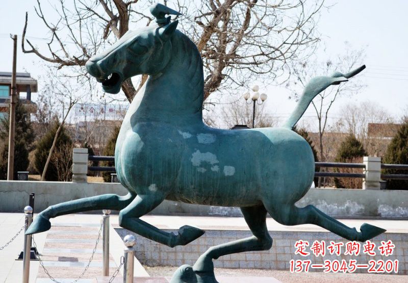 大同广场马踏飞燕铜雕