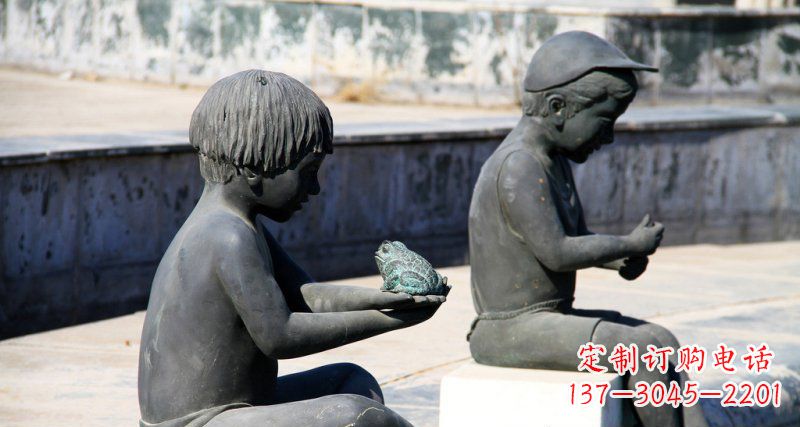 大同儿童景观铜雕,携带童趣的青蛙