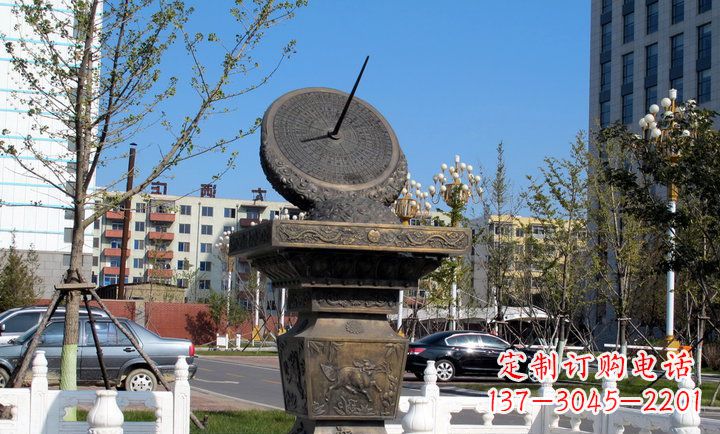 大同中领雕塑专业定制日晷铜雕