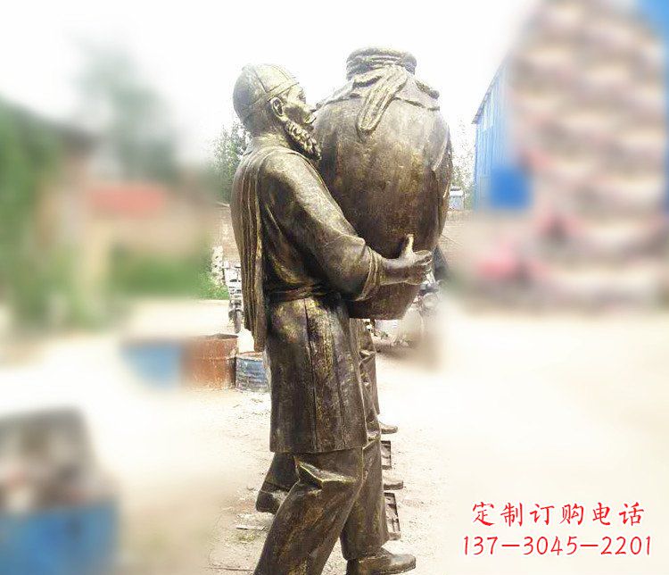 大同铜雕店小二抱酒人物雕塑