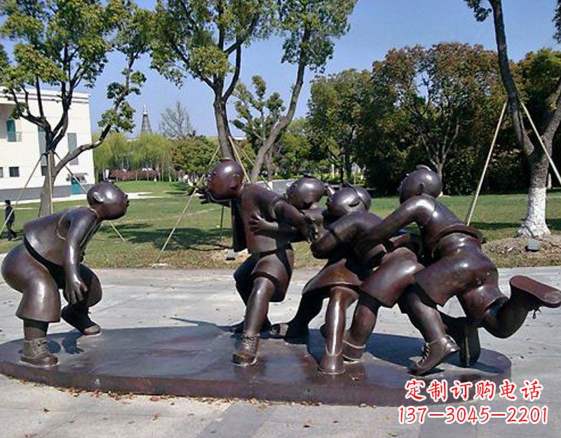 大同中领雕塑老鹰抓小鸡铜雕塑