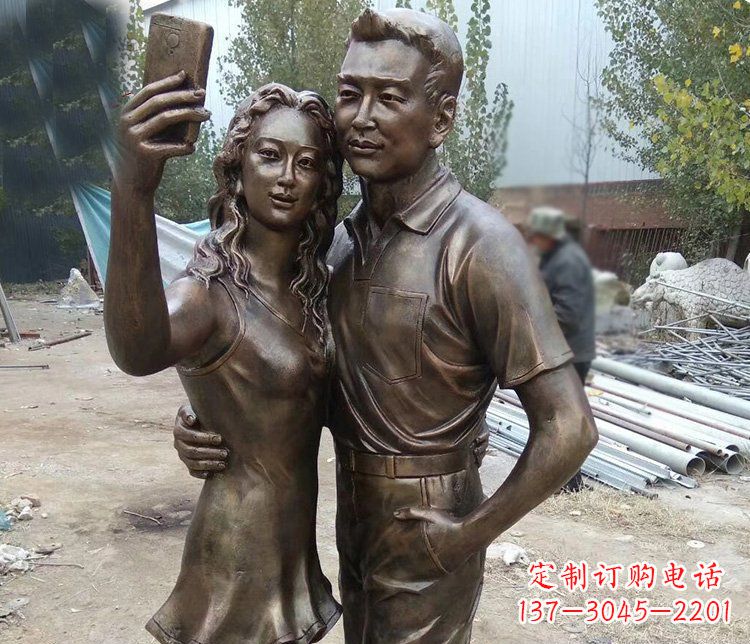 大同中领雕塑：精美的情侣雕塑