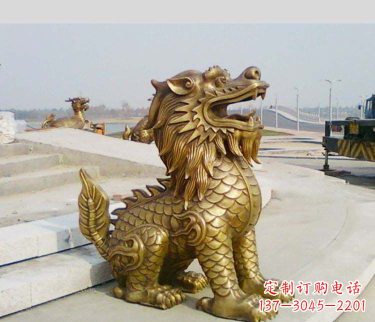 大同狮子雕塑:象征力量,令人肃然起敬