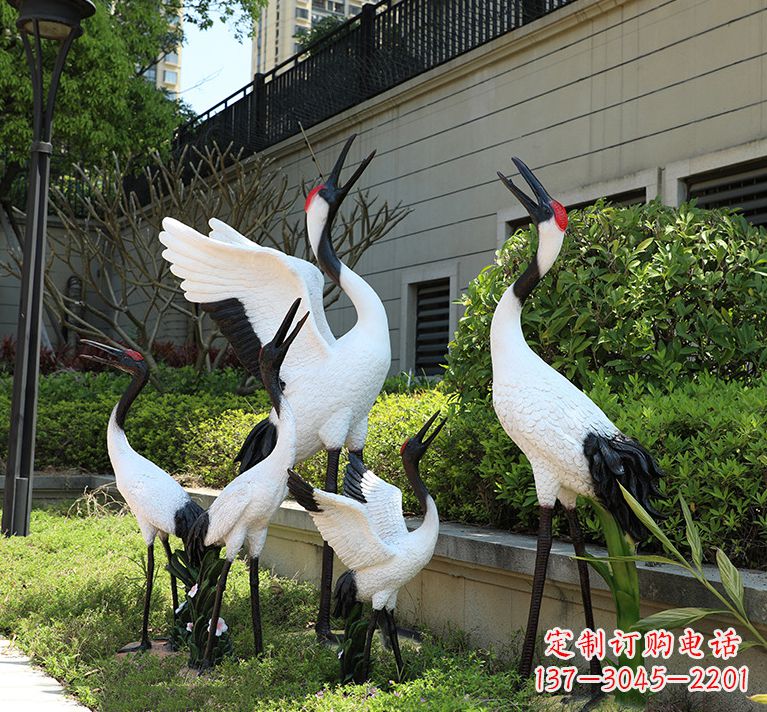 大同精致仿真的仙鹤雕塑