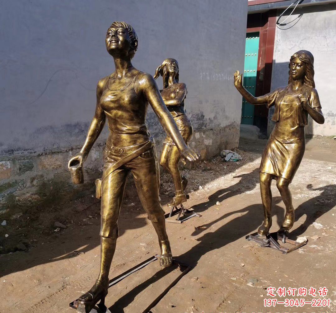 大同逛街美女人物铜雕