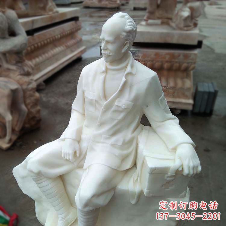 大同经典白求恩坐姿雕塑