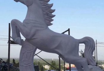 大同深受历史文化启发的铸铁祥云马雕是中领雕塑…