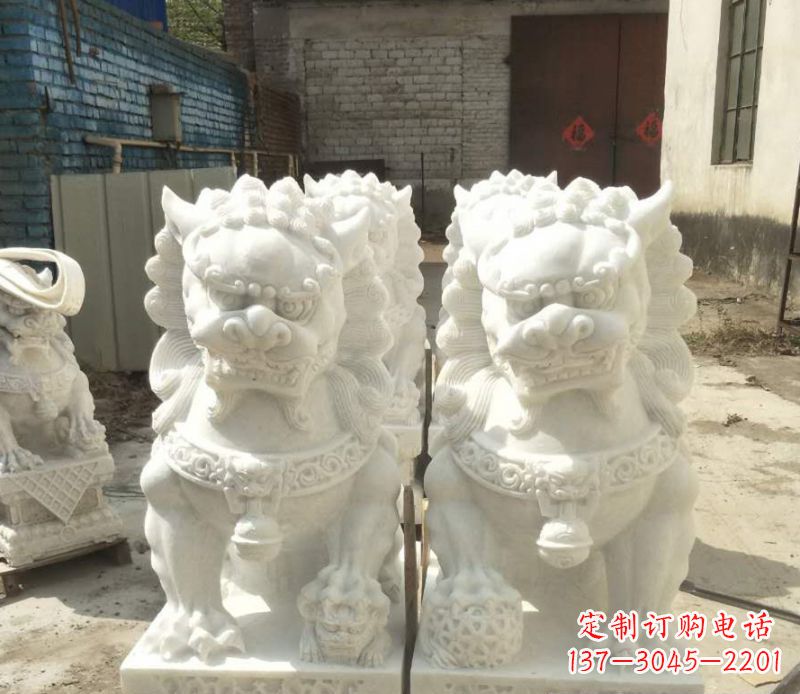 大同汉白玉踩绣球狮子石雕_1