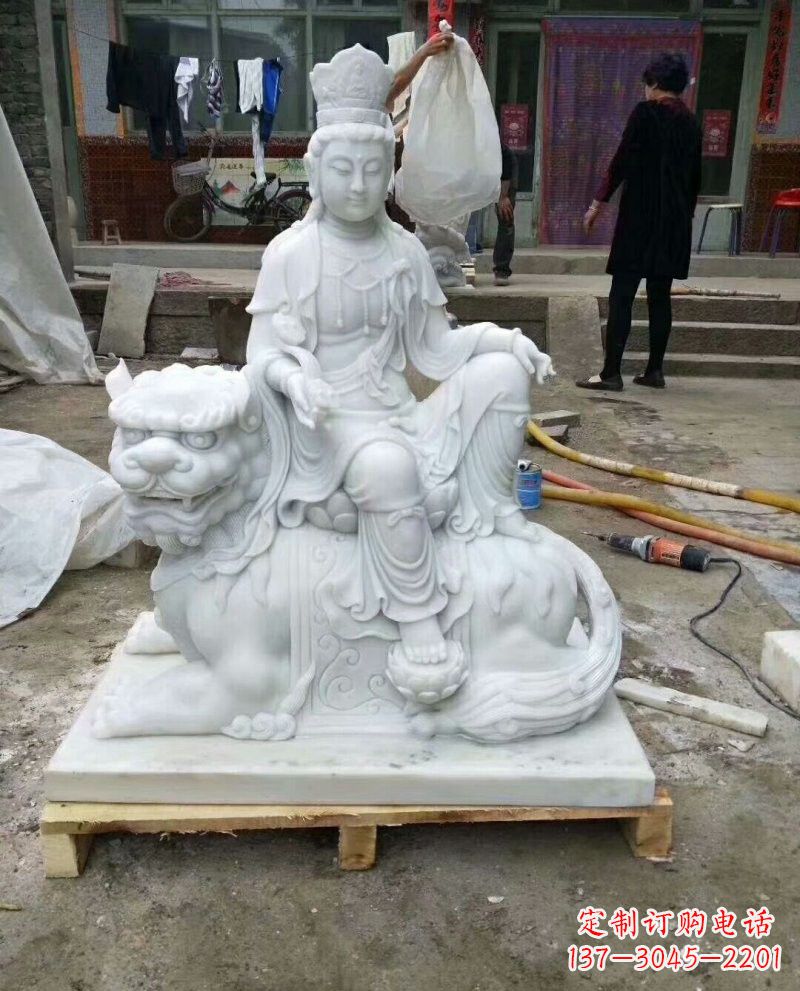 大同高端汉白玉文殊菩萨狮子雕塑