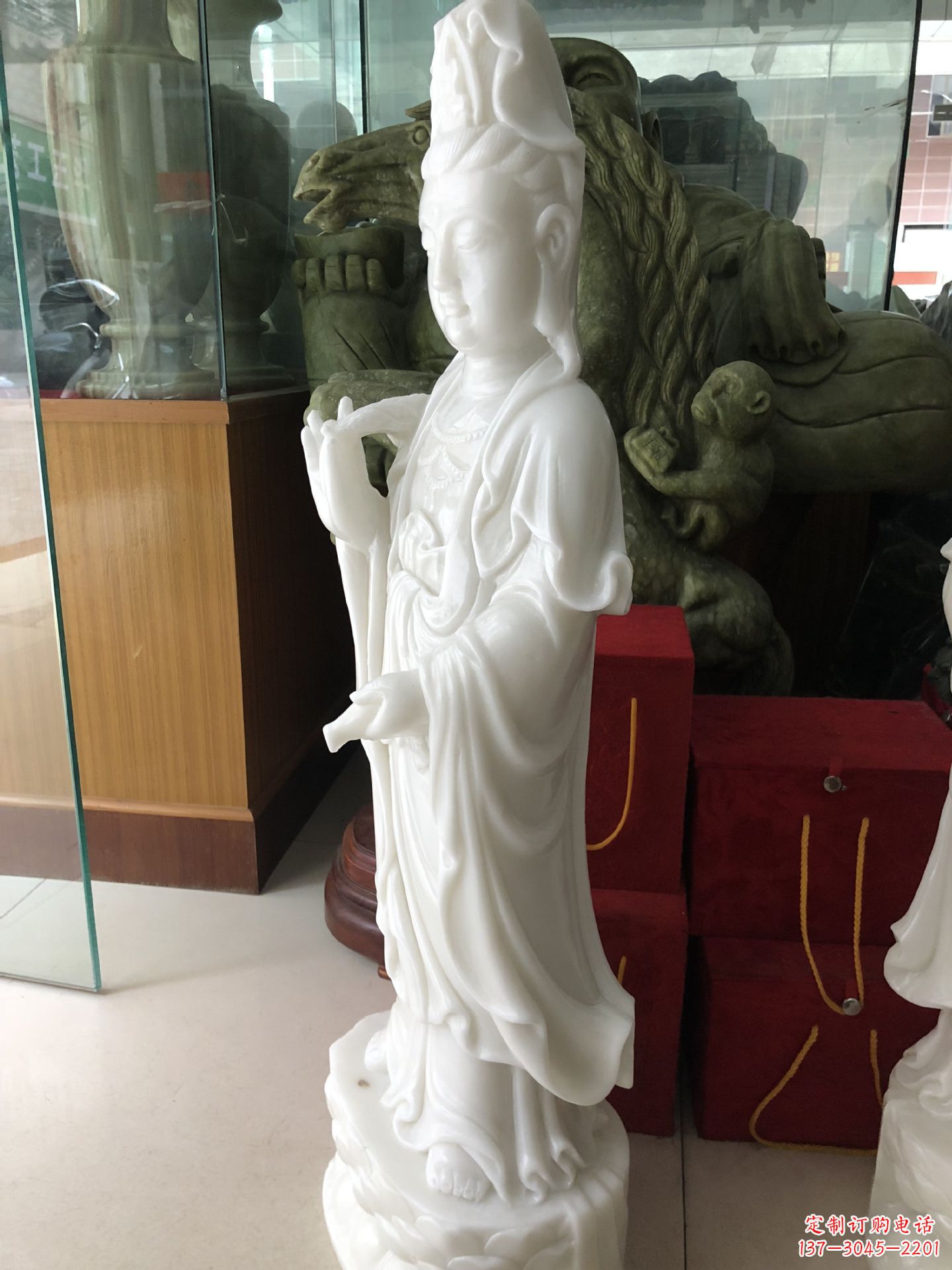 大同精美汉白玉观音菩萨雕塑