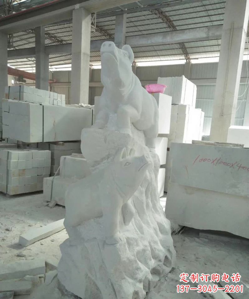 大同瑞颜祥彩汉白玉生肖猪雕塑