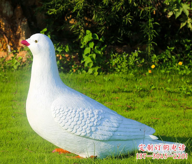 大同红旗和平鸽雕塑—倡导和平与爱的象征