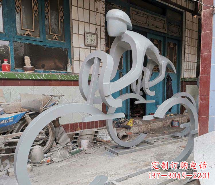 大同户外不锈钢骑自行车人物雕塑