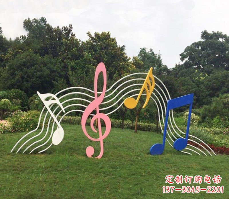 大同领雕塑:外观精美的不锈钢音符雕塑