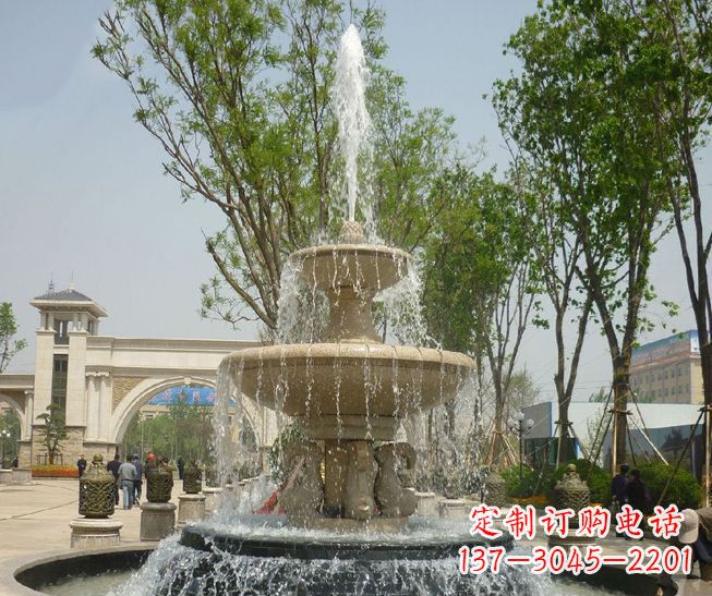 大同精美多层喷泉雕塑,营造出优美水乐园