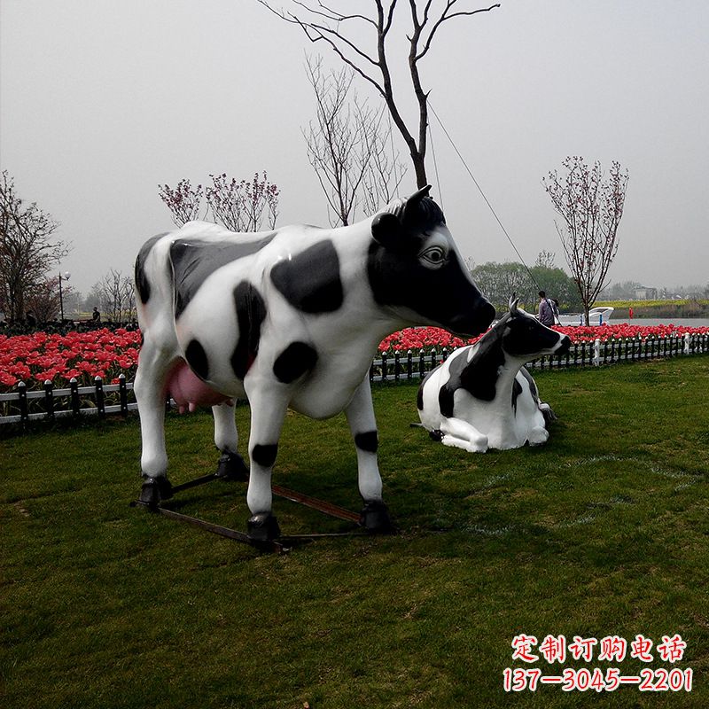 大同真实农场气息的户外仿真奶牛雕塑
