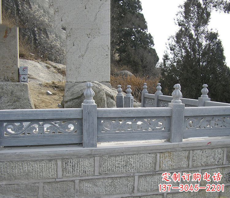 大同中领雕塑:门神镇守!大理石栏板石雕