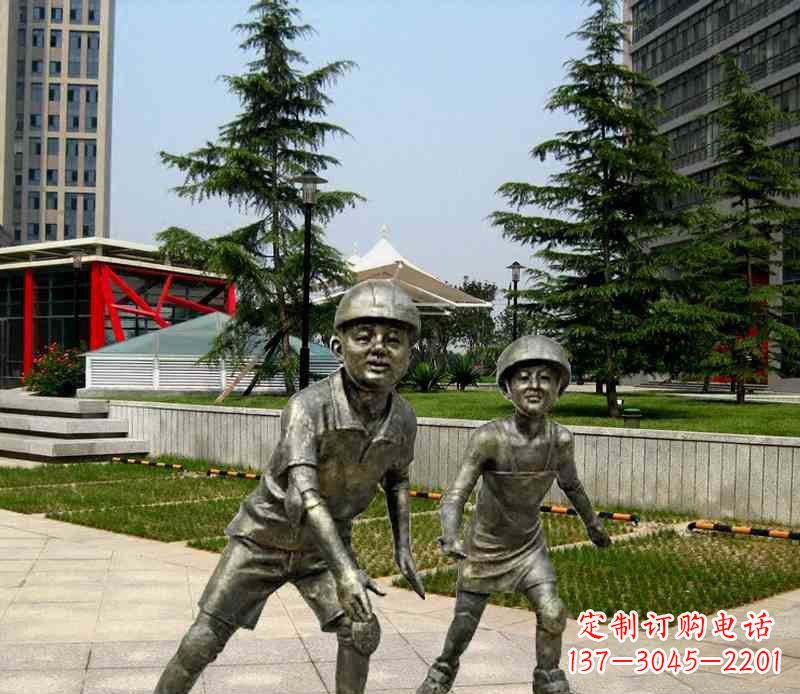 大同滑旱冰男孩铜雕,精细而引人入胜