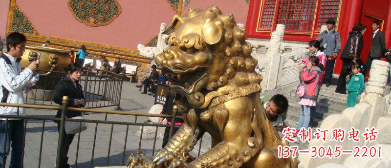大同黄铜狮子雕塑,展现故宫魅力