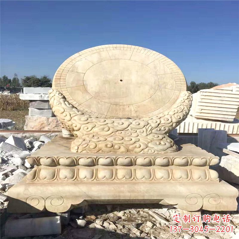 大同优雅而古典的黄锈石日晷雕塑