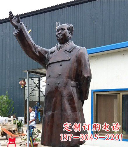大同铸造精美的挥手毛主席铜雕像