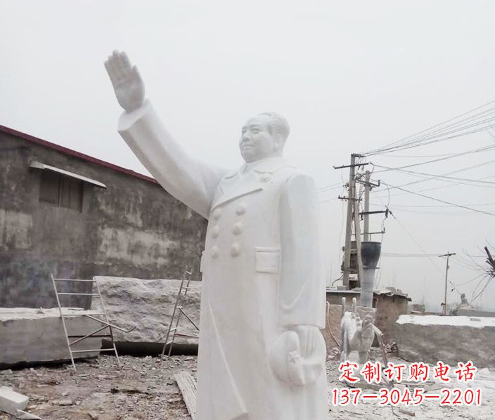大同为毛泽东伟人石雕制作一尊永恒的雕塑