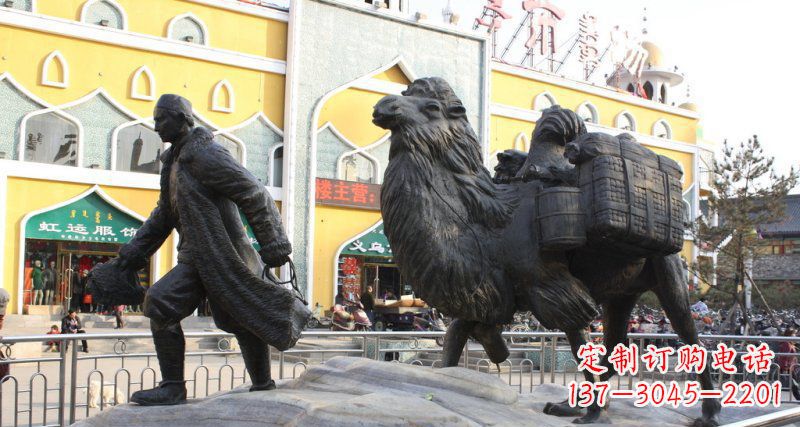 大同街边赶路的新疆人和骆驼小品铜雕