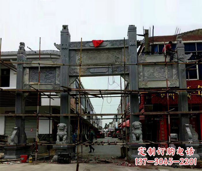 大同中领雕塑-精美街道三门石雕牌楼