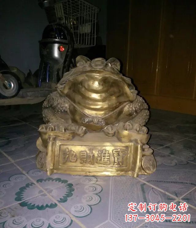 大同精致细腻的动物铜雕塑
