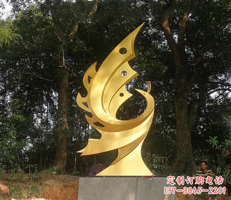 大同以古典风格演绎不锈钢凤凰雕塑