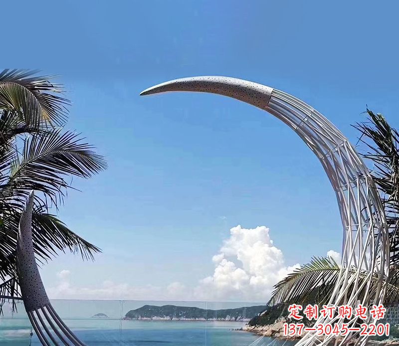 大同无比耀眼的不锈钢月亮雕塑