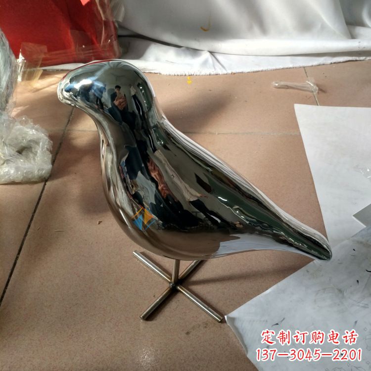 大同精致现代镜面不锈钢鸽子雕塑
