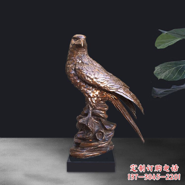 大同精美雕刻的老鹰雕塑摆件