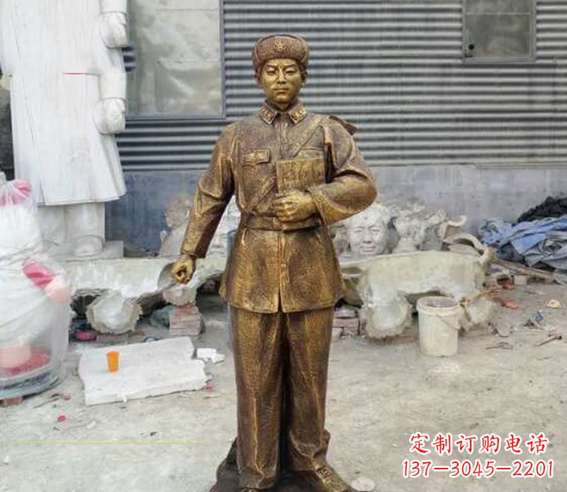 大同传承爱国精神,让雷锋雕塑永久守护家园