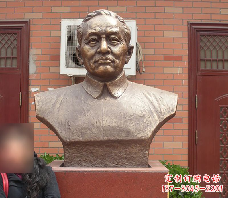 大同铜雕李四,与众不同的光头匠艺
