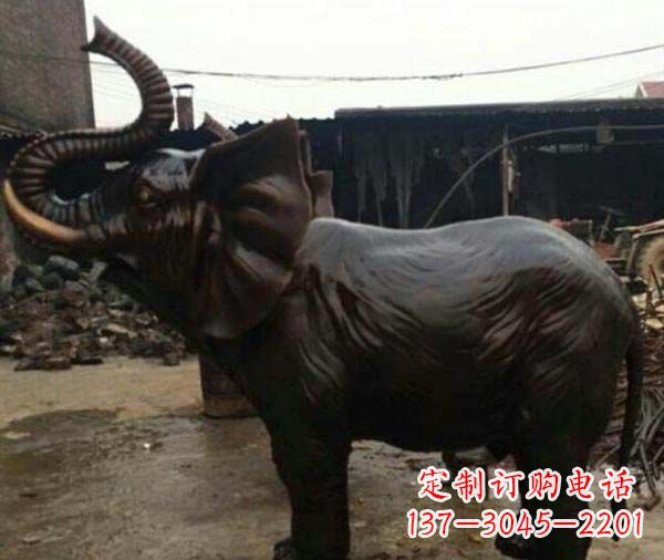 大同门口大象铜雕