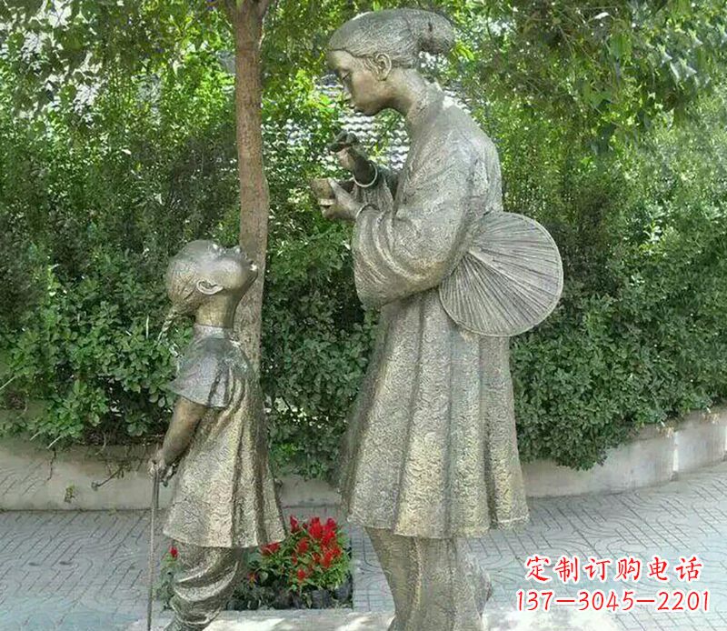 大同母亲喂饭公园人物铜雕