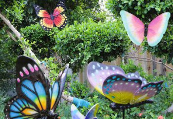 大同花园玻璃钢仿真蝴蝶雕塑