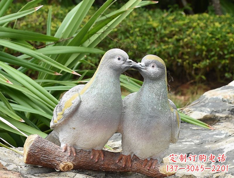 大同南京抗战胜利纪念馆和平鸽雕塑，历久弥新