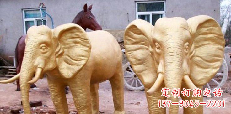 大同漆金巨型大象雕塑，由中领雕塑厂家定制制作…