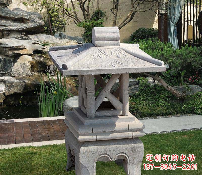 大同青石草坪照明灯——装点环境的美丽石灯雕塑