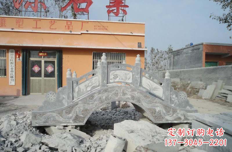 大同青石仿古拱桥雕塑,令领雕塑为您打造