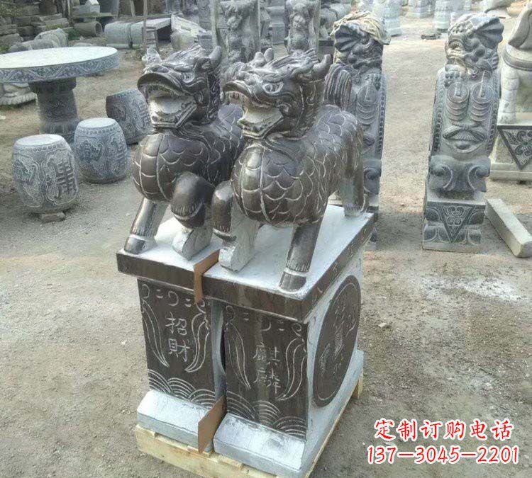 大同精美的青石门口麒麟雕塑