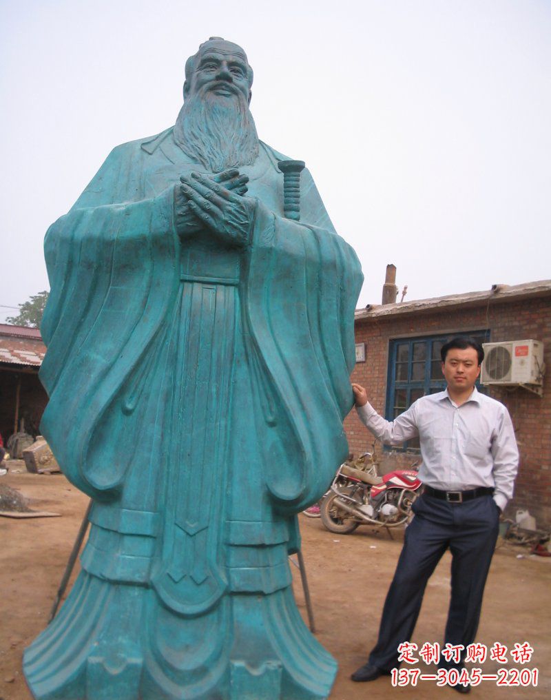 大同来自中国历史的经典孔子雕塑