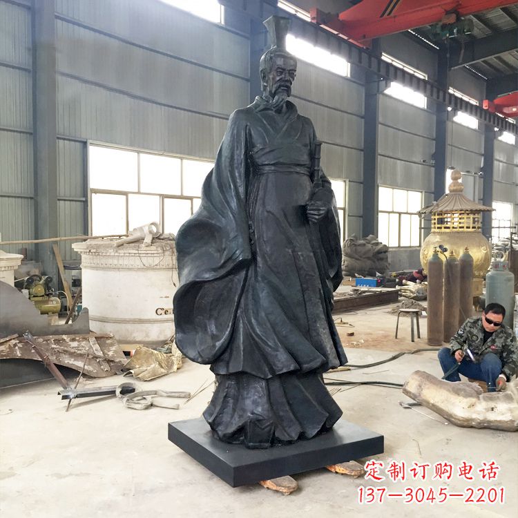大同体现古典韵味,屈原铜雕塑!