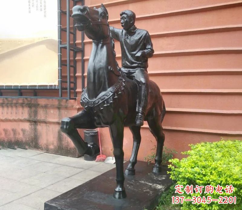 大同独一无二的骑马雕塑