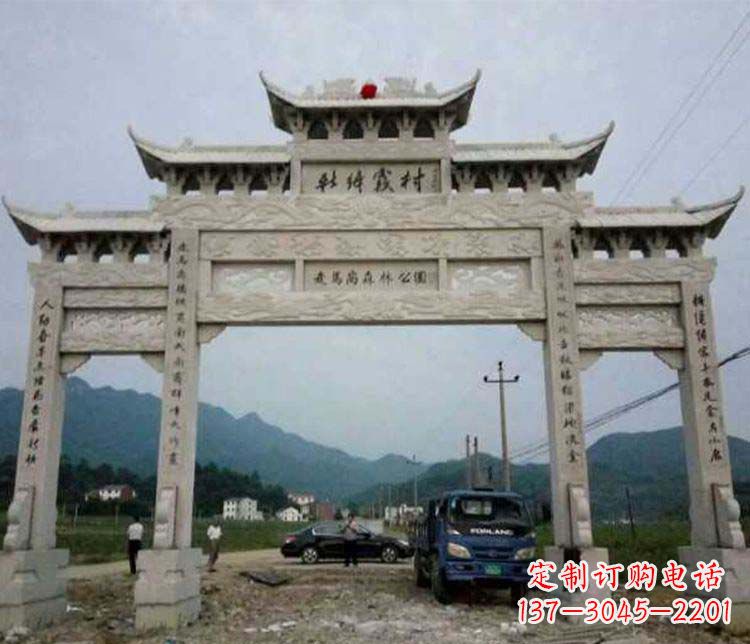 大同三门牌坊石雕:细节讲究处处把精雕细琢